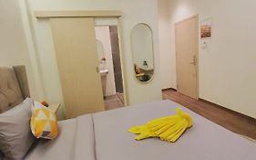 Singgah Hotel  2*